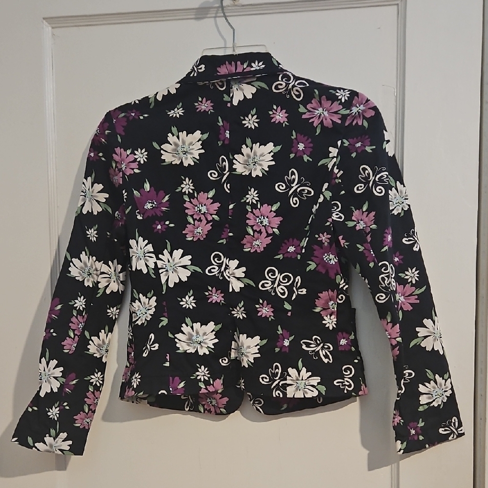 Casual Corner Black Floral Cropped Blazer - Purple & White - Size 0 Petite - Picture 5 of 5